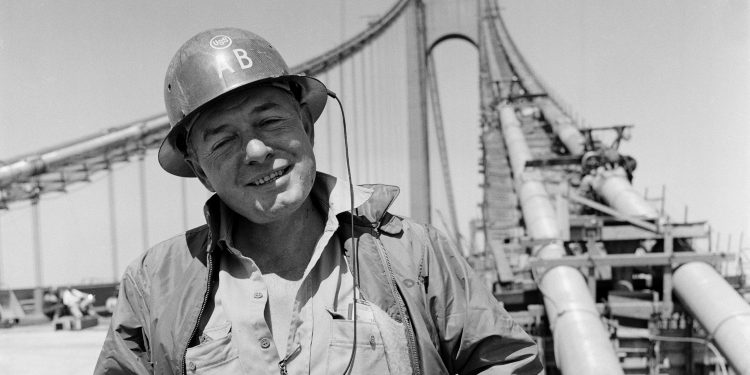 El Puente – Gay Talese